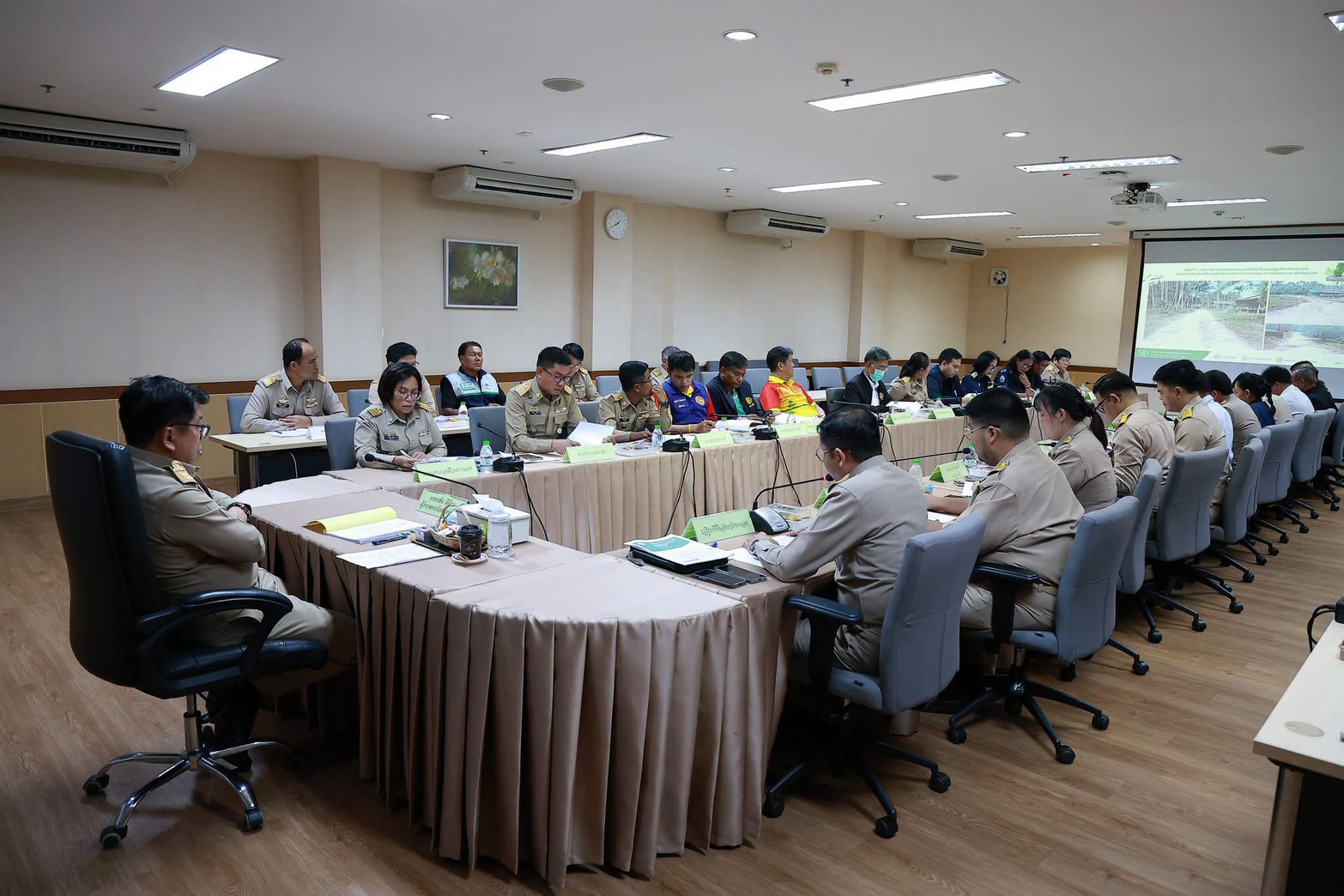 title - การประชุมคณะกรรมการปฏิรูปที่ดินจังหวัด ครั้งที่ ๓/๒๕๖๙